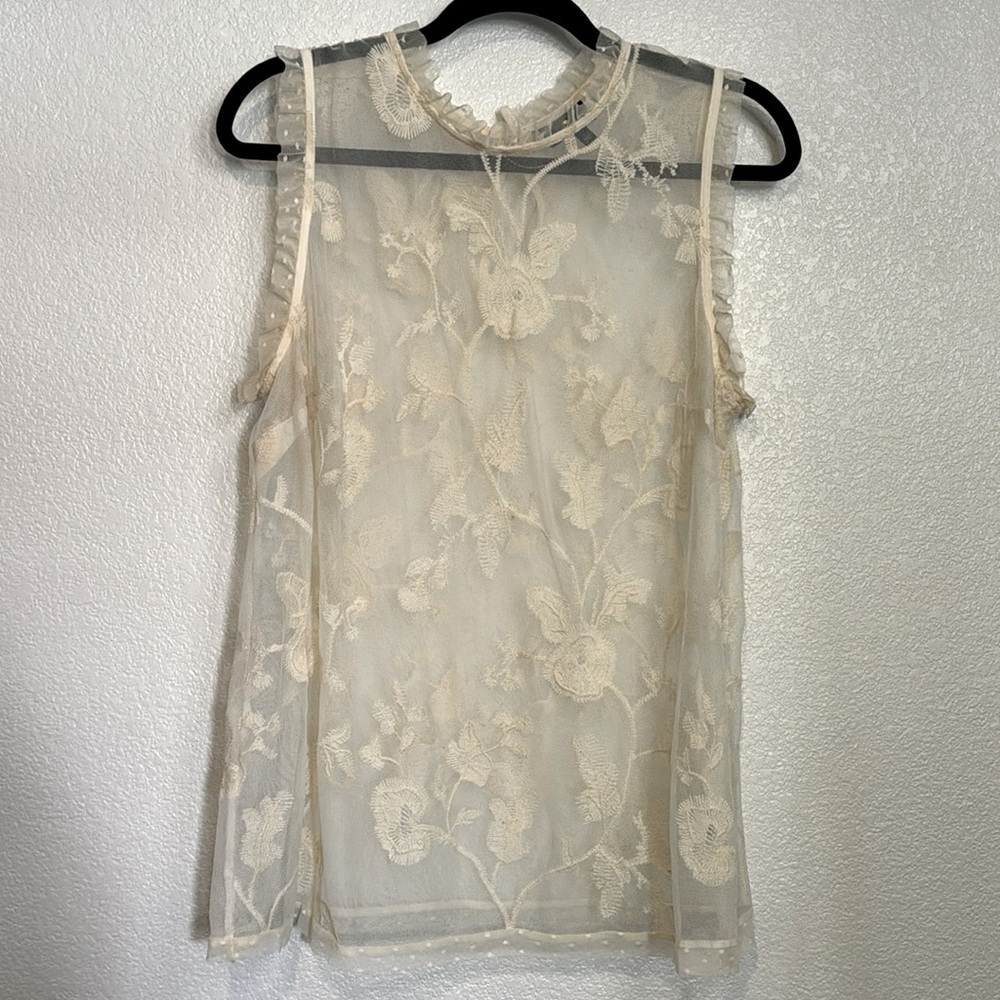 Who What Wear - Sheer Cream Embroidered Sleeveless Top size Large